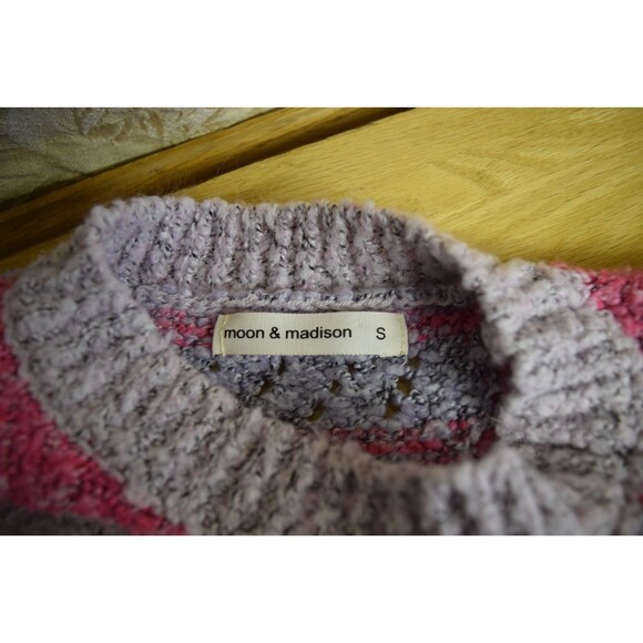 Moon & Madison Sz Small Pink Flower Cropped Sweater Cozy Dopamine Whimsical TWEE - Picture 6 of 7